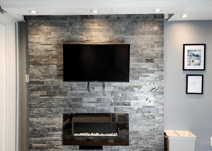 Private Greece Inspired Guest Suite In Erindale